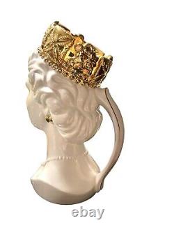 Rare Queen Elizabeth II Vintage Lmited Edition Tea/Coffee Pot/Vase