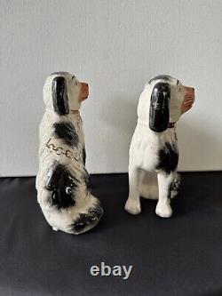 Straffordshire Porcelain MID 19thC Black White SPANIEL DOG Set Mantle Decor Vtg