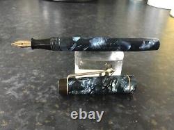 Vintage Gorgeous SAVOY Fountain Pen made in England Mottled Blue