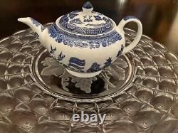 Vintage Johnson Brothers Blue Willow Tea Pot Made In England