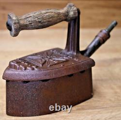 Vintage Rare Edwardian 1900's Hot Cross Gas Sad Iron Made In England. Cast Iron